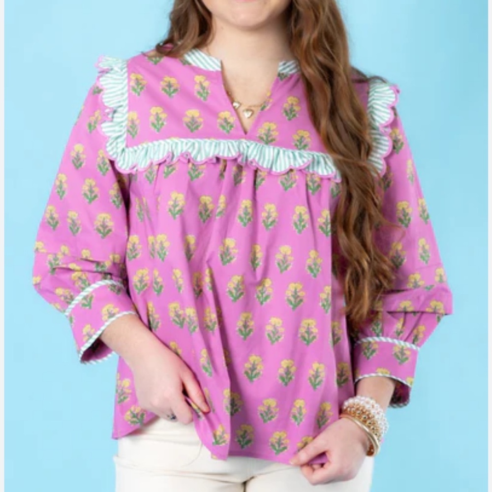 Chic Pink Floral Blouse with Ruffle Trim